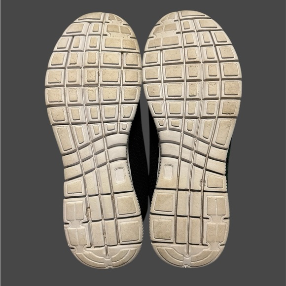 HEINEKEN BRAND RUNNING SHOES MENS SIZE 13 RARE PROMO ITEM - Picture 4 of 4